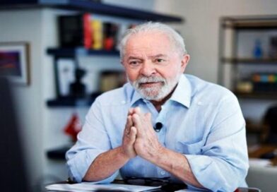 ‘Deus é petista’: Lula, mais uma vez, Zomba da fé Cristã
